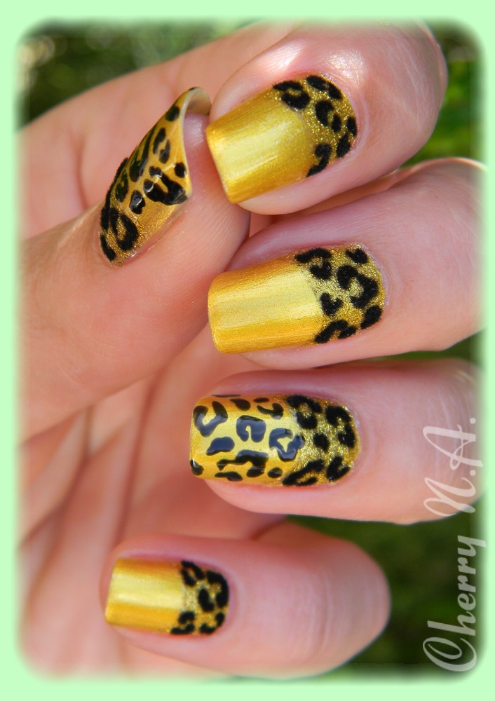 sarı leopar desenli tırnak modeli