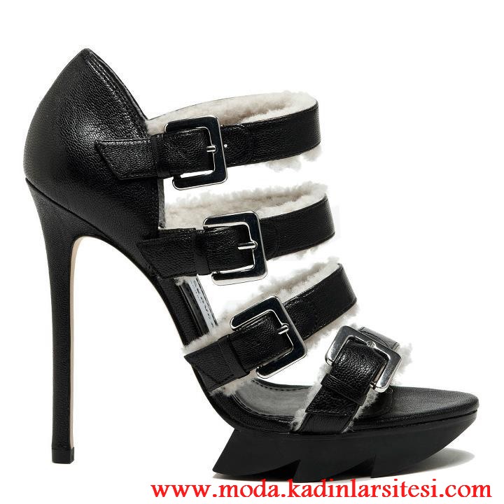 siyah kemerli ayakkabı modeli