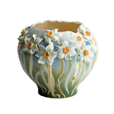 kase figürlü çiçekli vazo modeli